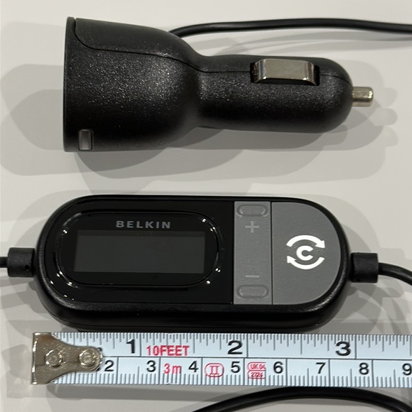 Belkin TuneCast Auto FM Radio Audio Transmitter with USB Charging Port - Black - Picture 8 of 8